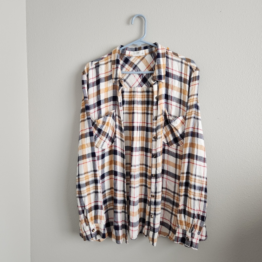 Women's Plaid Button down shirt, size 2x